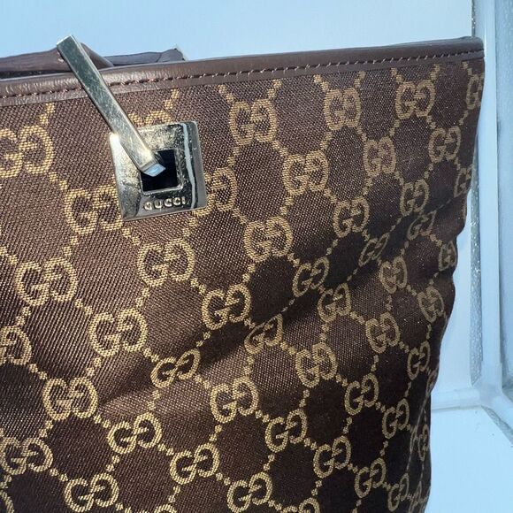 Gucci Brown Monogram Tote Bag - Picture 3 of 14